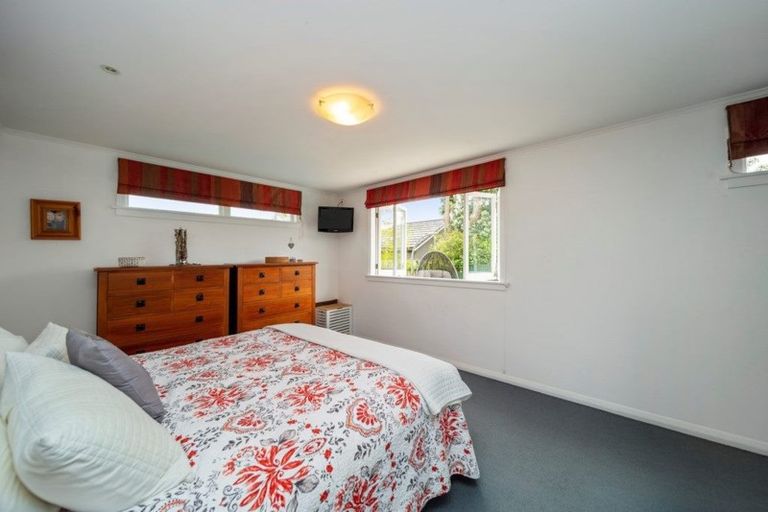 Photo of property in 182 Brooklands Road, Vogeltown, New Plymouth, 4310