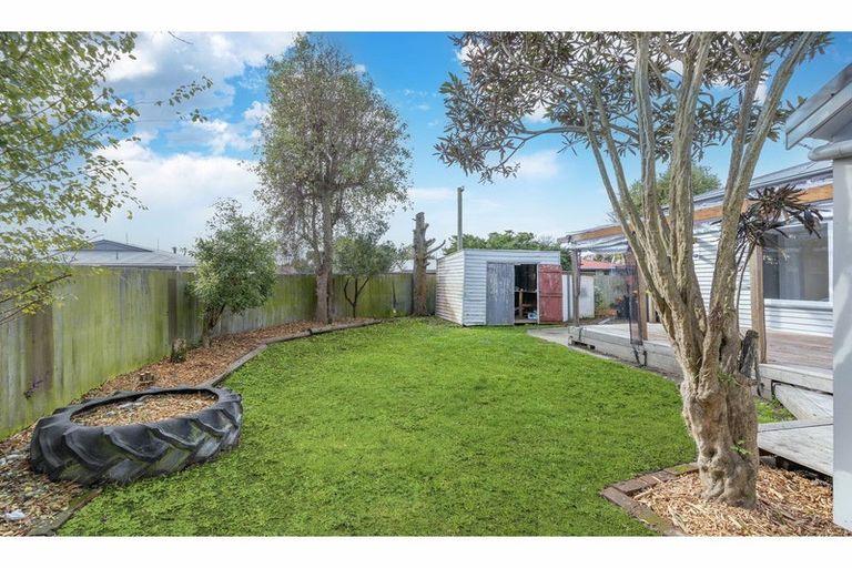 Photo of property in 1/43 Hay Street, Bromley, Christchurch, 8062