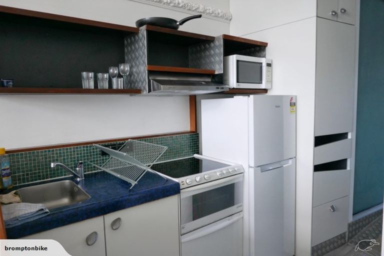 Photo of property in Qba Apartments, 2n/51 Webb Street, Mount Cook, Wellington, 6011