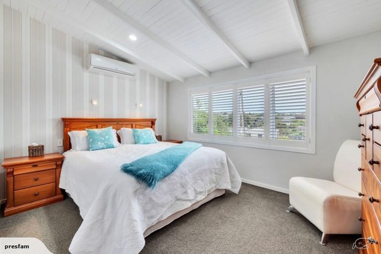 Photo of property in 1/15 Newhaven Terrace, Mairangi Bay, Auckland, 0630