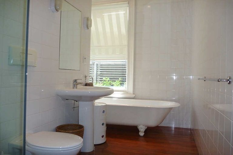 Photo of property in 38 Berry Street, St Albans, Christchurch, 8014