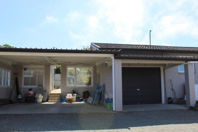 Photo of property in 2 Arthur Street, Holmes Hill, Oamaru, 9401