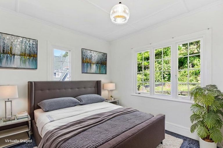 Photo of property in 51 Northland Road, Northland, Wellington, 6012