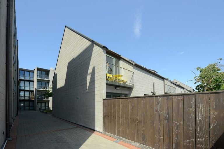 Photo of property in 9/868 Colombo Street, Christchurch Central, Christchurch, 8013