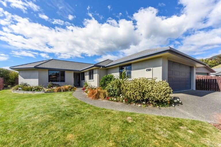 Photo of property in 13 Ashdonleigh Grove, Stoke, Nelson, 7011