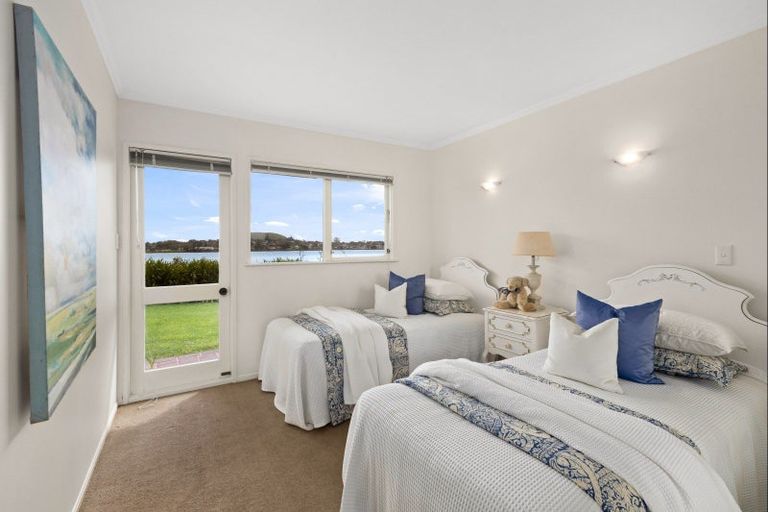 Photo of property in 30 Sanctuary Point, Sunnyhills, Auckland, 2010