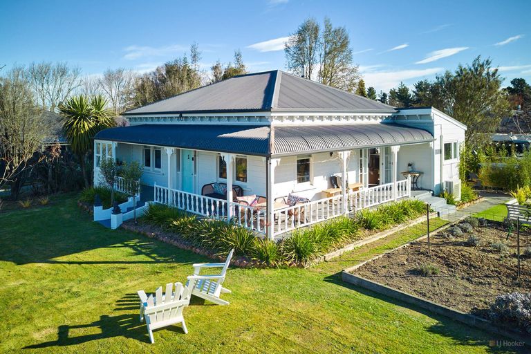 Photo of property in 260 Talbot Street, Geraldine, 7930