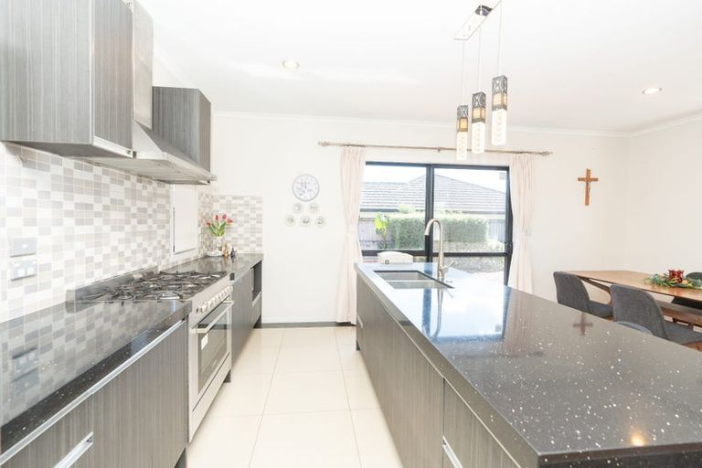 Photo of property in 11 Sirius Crescent, Rototuna North, Hamilton, 3210