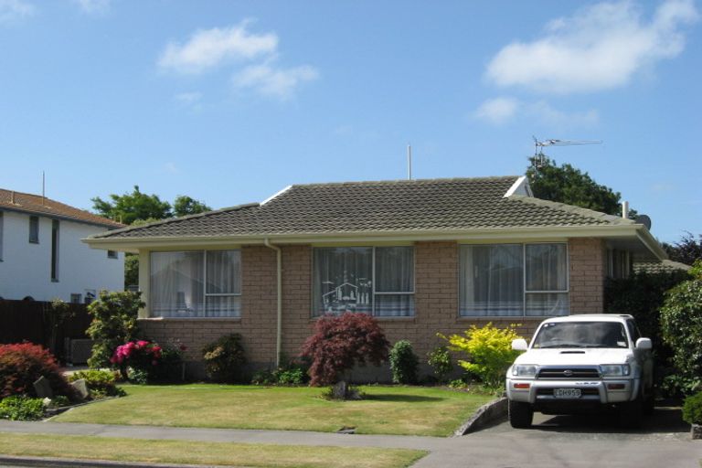 Photo of property in 20 Talltree Avenue, Avonhead, Christchurch, 8042