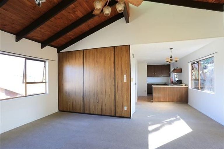 Photo of property in 4/46 Seabrook Avenue, New Lynn, Auckland, 0600