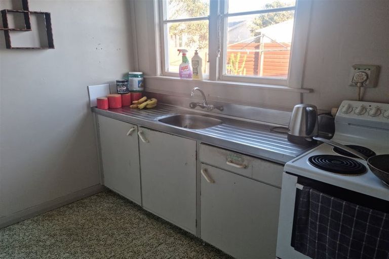 Photo of property in 91 Hinau Street, Castlecliff, Whanganui, 4501