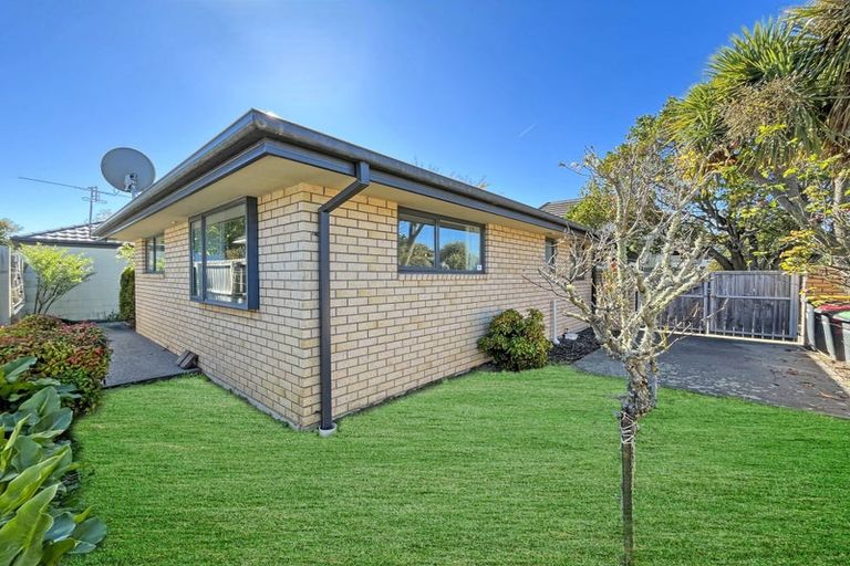 Photo of property in 25 Rudleigh Avenue, Upper Riccarton, Christchurch, 8041