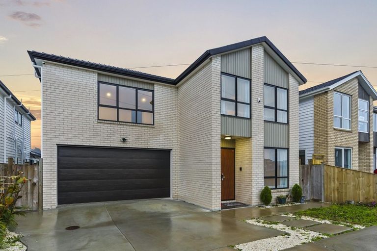 Photo of property in 14 Repehina Road, Flat Bush, Auckland, 2019