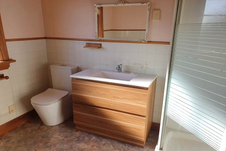 Photo of property in 81 Glenpark Avenue, Mornington, Dunedin, 9011