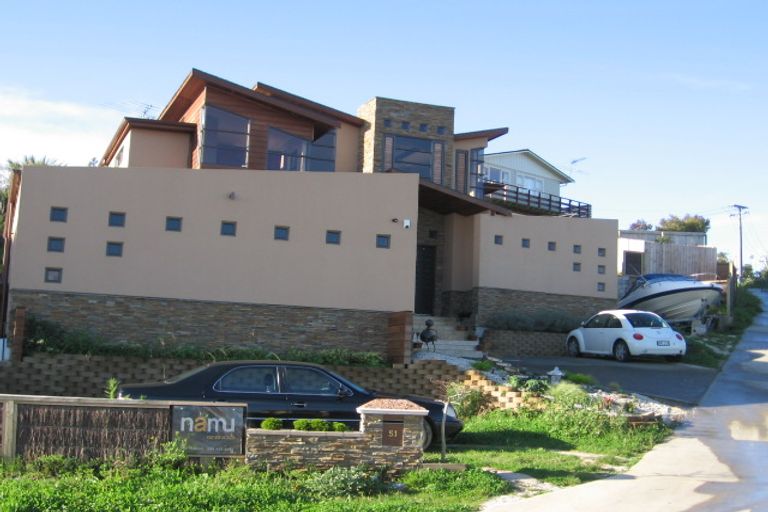 Photo of property in 51 Ballymore Drive, Pinehill, Auckland, 0632