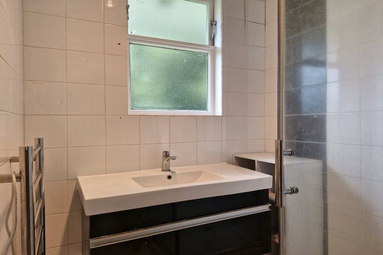 Photo of property in 80 Wrantage Street, Westown, New Plymouth, 4310