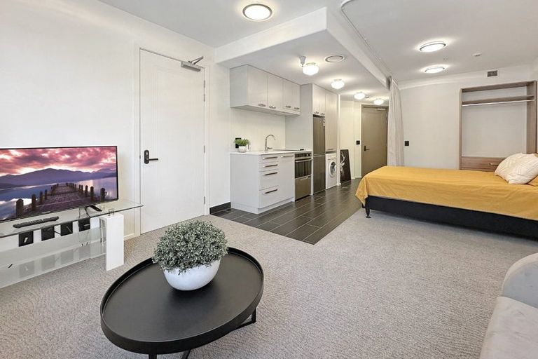 Photo of property in 106/3 Roxburgh Street, Mount Victoria, Wellington, 6011