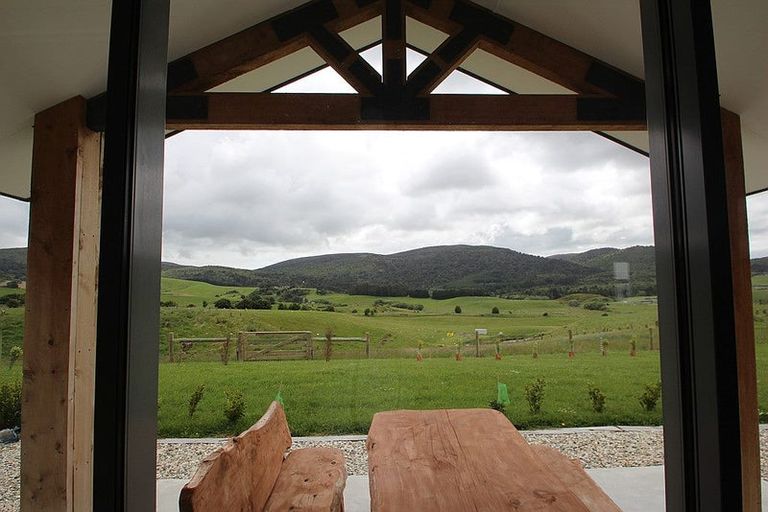 Photo of property in 1037 Reaby Road, Upper Charlton, Gore, 9774