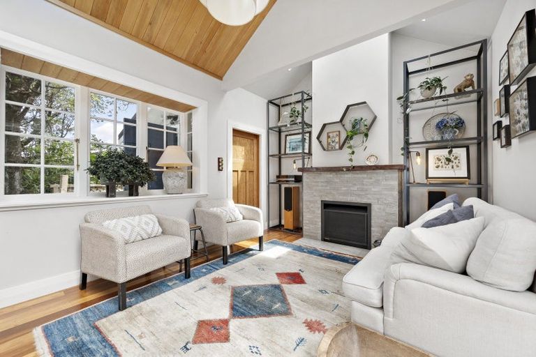 Photo of property in 152 Grafton Road, Roseneath, Wellington, 6011