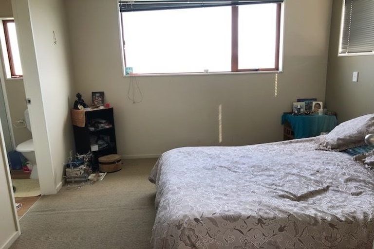 Photo of property in 13 Birkhall Grove, Strathmore Park, Wellington, 6022