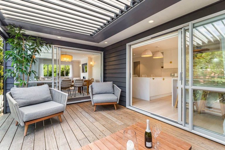 Photo of property in 4 Brandon Road, Manly, Whangaparaoa, 0930