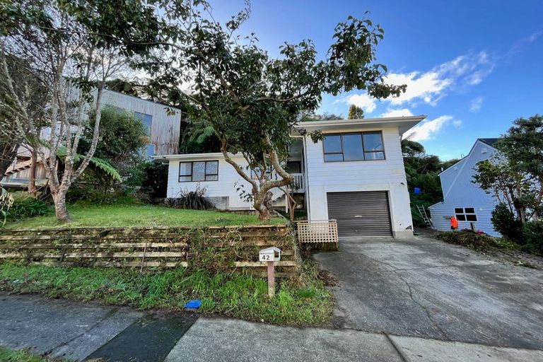 Photo of property in 42 Viewmont Drive, Harbour View, Lower Hutt, 5010