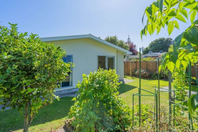 Photo of property in 74b Matatua Road, Raumati Beach, Paraparaumu, 5032