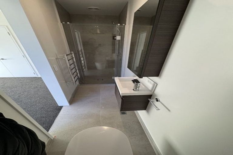 Photo of property in 2/2a Puna Street, Riccarton, Christchurch, 8041