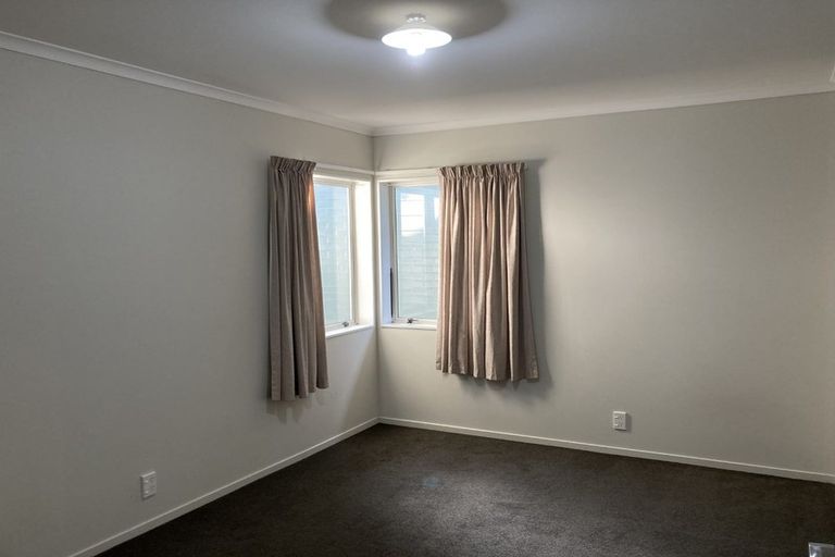 Photo of property in 7 Poaka Avenue, Takanini, 2112