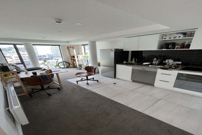 Photo of property in Pinnacle Apartments, W706/160 Victoria Street, Te Aro, Wellington, 6011