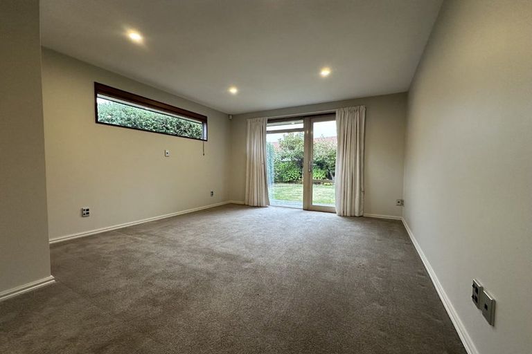 Photo of property in 25 Stableford Green, Burnside, Christchurch, 8053