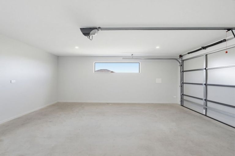 Photo of property in 45 Fairbairn Road, Rolleston, 7614