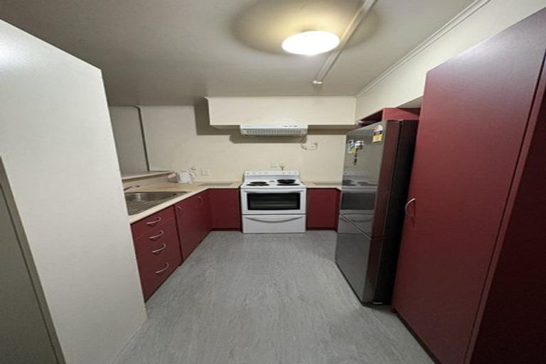 Photo of property in 95 Farmer Crescent, Taita, Lower Hutt, 5011