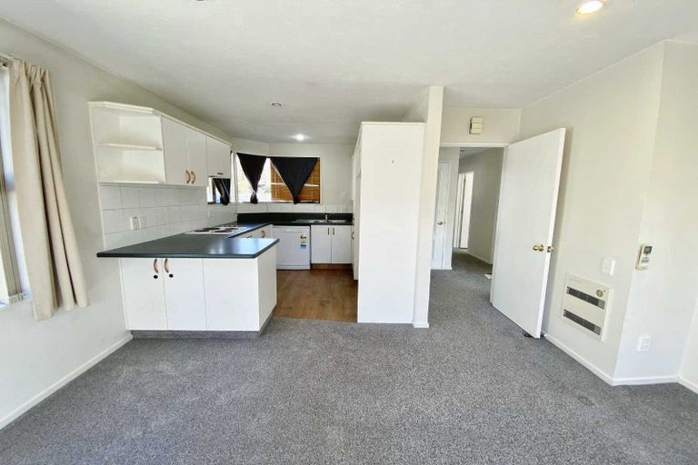 Photo of property in 1/8 Elizabeth Street, Riccarton, Christchurch, 8011