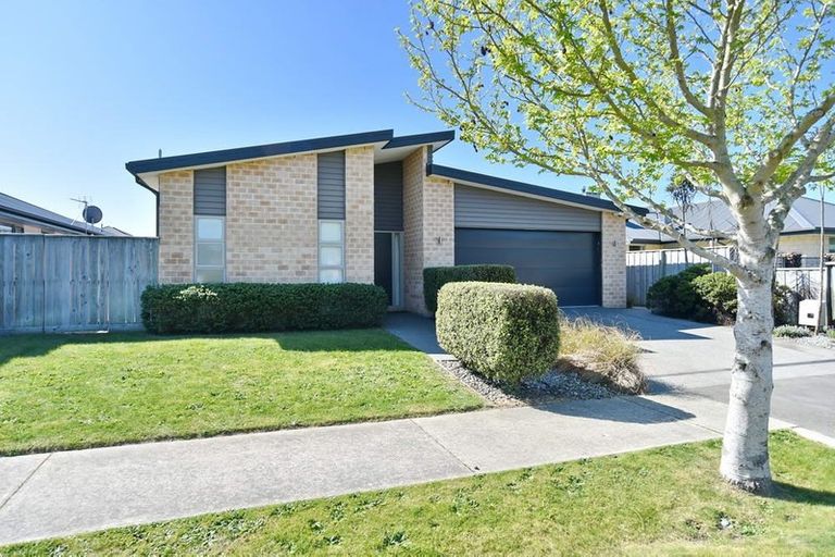 Photo of property in 4 Manuka Street, Pegasus, 7612