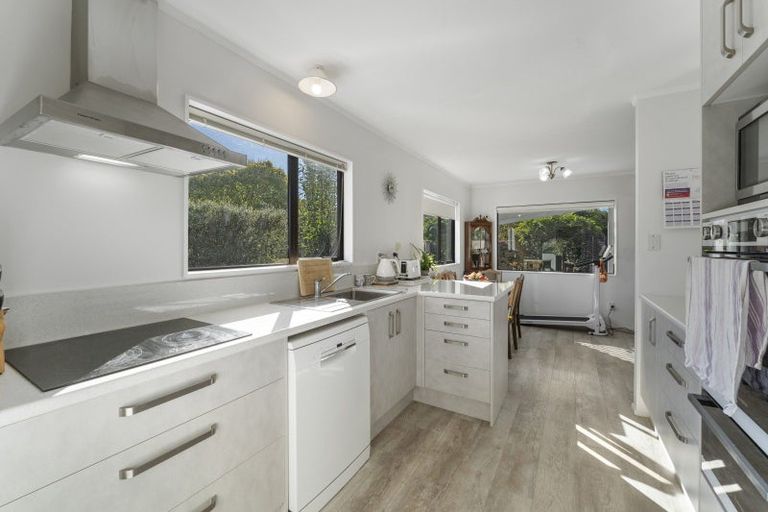 Photo of property in 63 Convent Road, Otaki, 5512