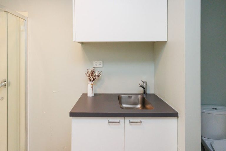 Photo of property in 223 College Street, West End, Palmerston North, 4412