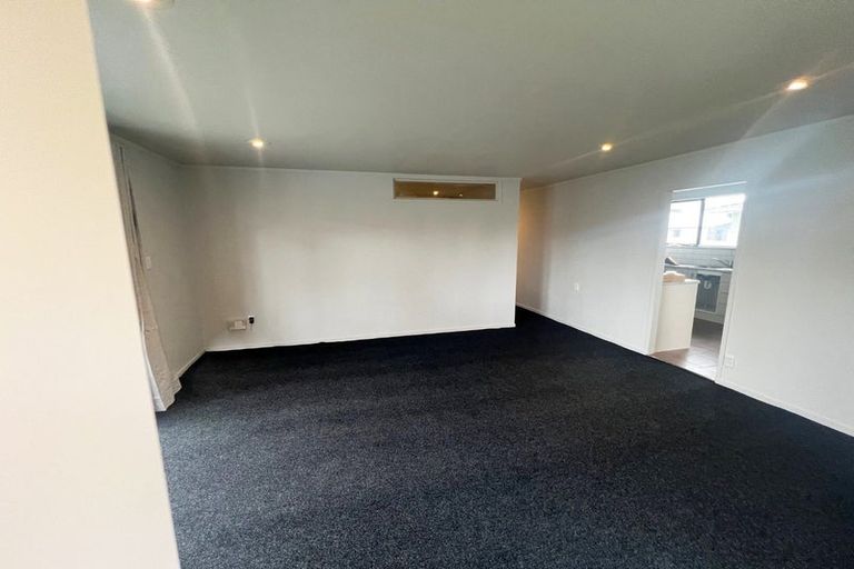 Photo of property in 1 Gambare Place, Wattle Downs, Auckland, 2103