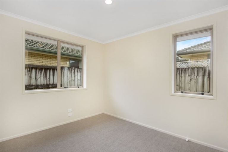 Photo of property in 6 Locksley Lane, Hamilton East, Hamilton, 3216