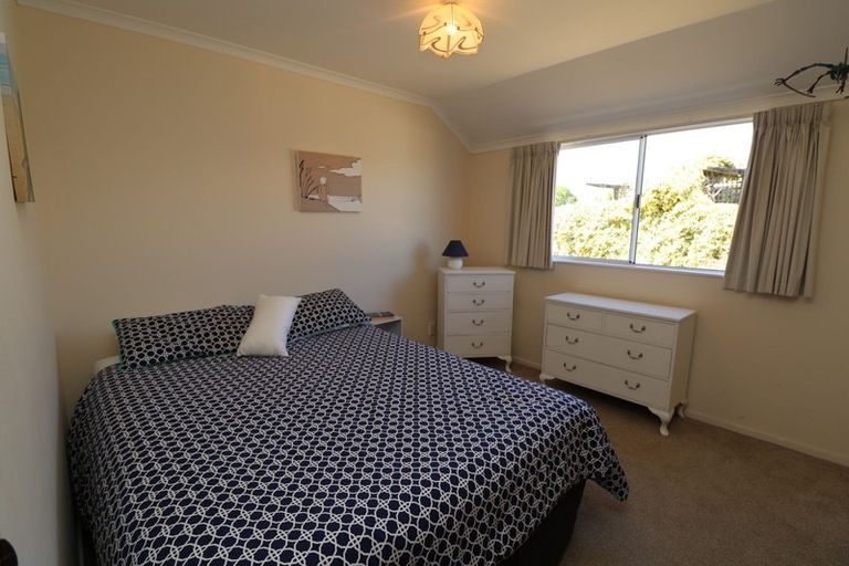 Photo of property in 6 Low Avenue, Foxton Beach, Foxton, 4815