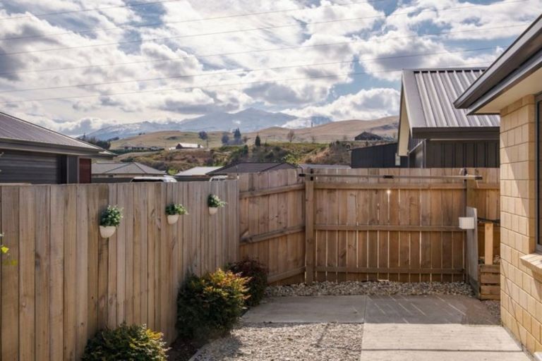 Photo of property in 43 Cheltenham Road, Lower Shotover, Queenstown, 9304