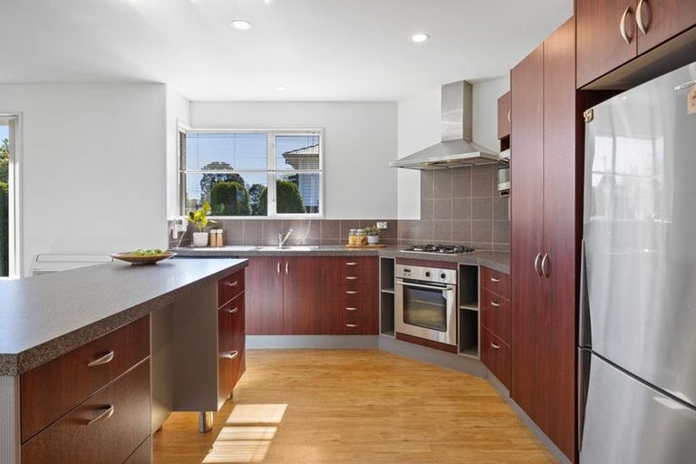 Photo of property in 44 Somerfield Street, Somerfield, Christchurch, 8024