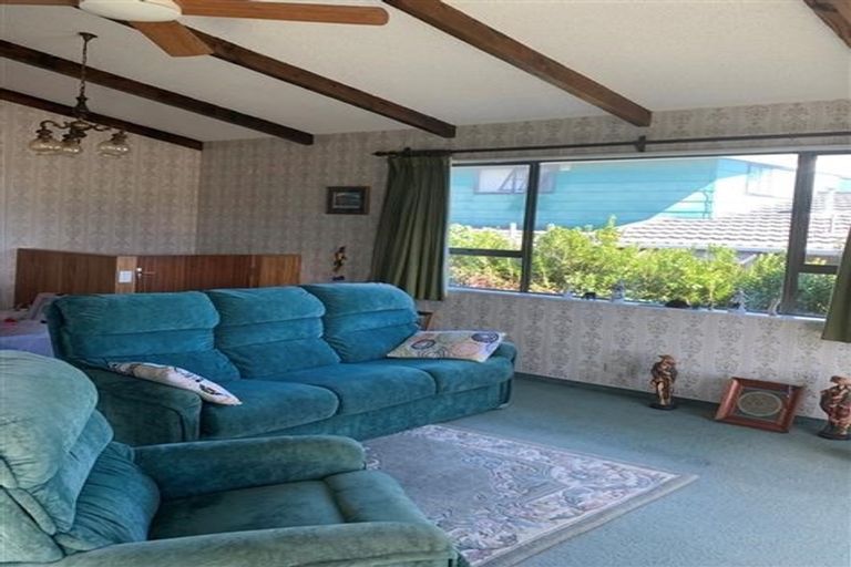 Photo of property in 100 Dorset Avenue, Lynmouth, New Plymouth, 4310