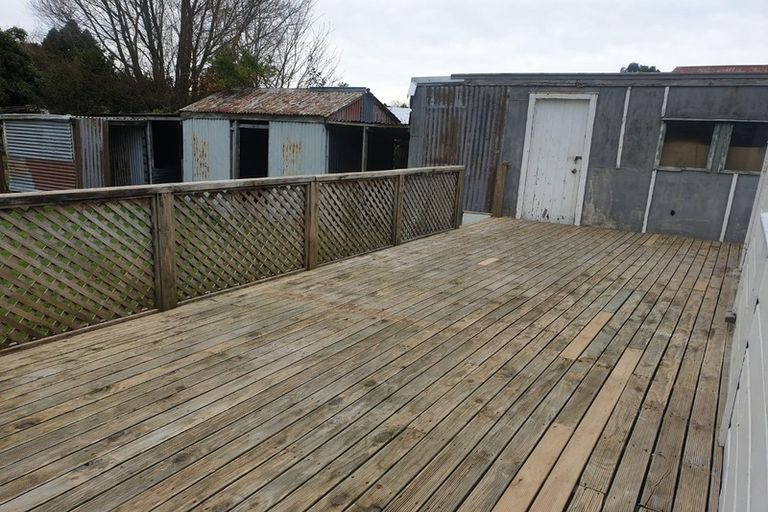 Photo of property in 6 Julian Street, Eltham, 4322