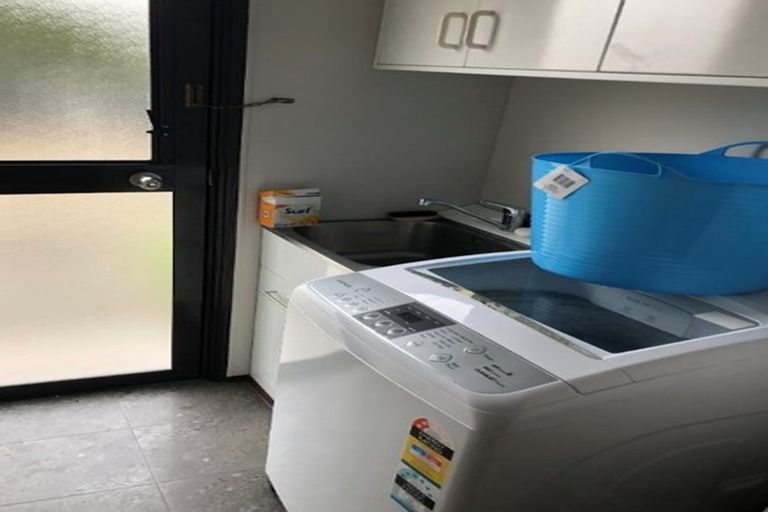 Photo of property in 22c Odlin Crescent, Nawton, Hamilton, 3200