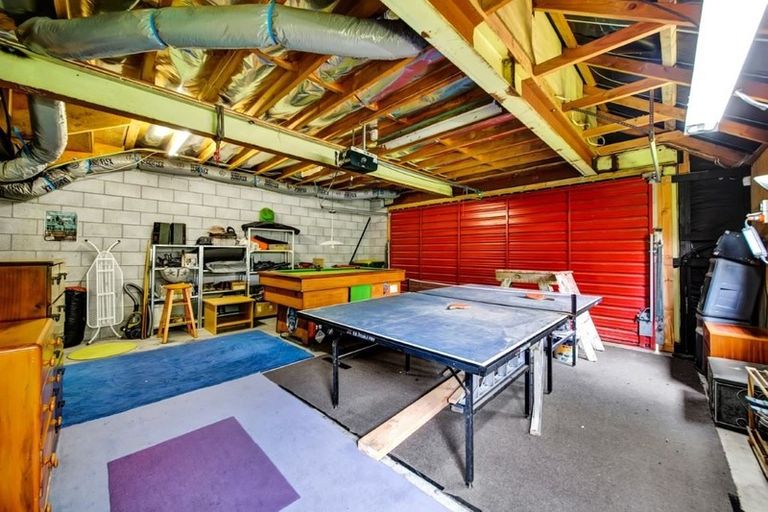 Photo of property in 22b Sequoia Grove, Merrilands, New Plymouth, 4312