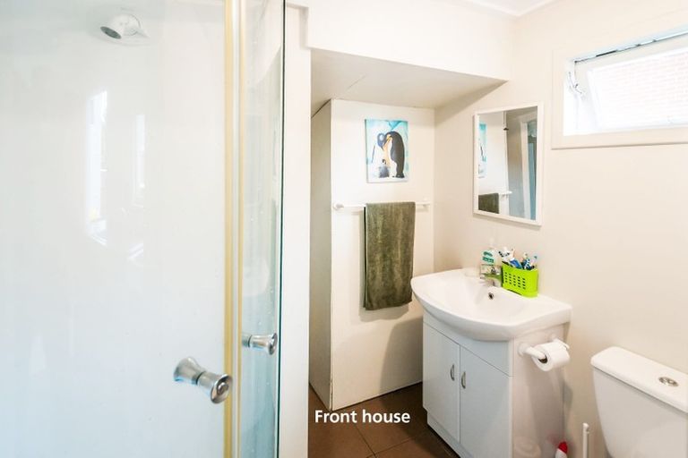 Photo of property in 39b Forrest Hill Road, Milford, Auckland, 0620