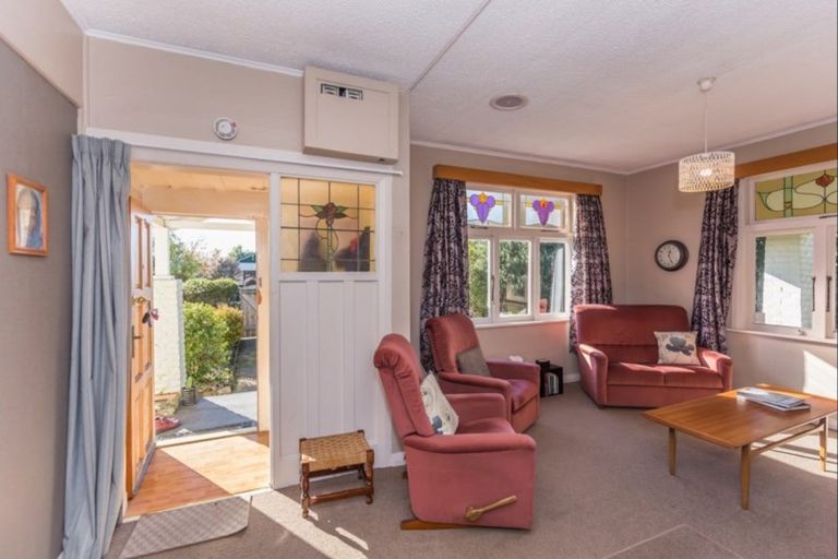 Photo of property in 27 Victoria Street, Foxton, 4814