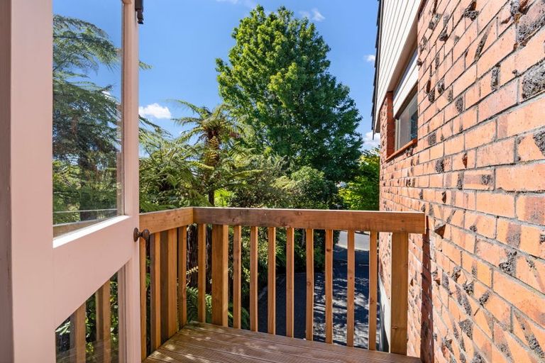 Photo of property in 49 Grand Vue Road, Kawaha Point, Rotorua, 3010