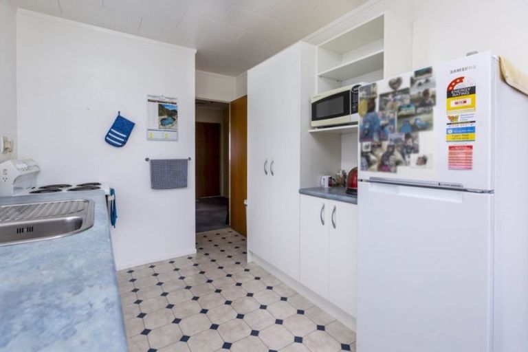 Photo of property in 1/48 Kowhai Avenue, Ebdentown, Upper Hutt, 5018